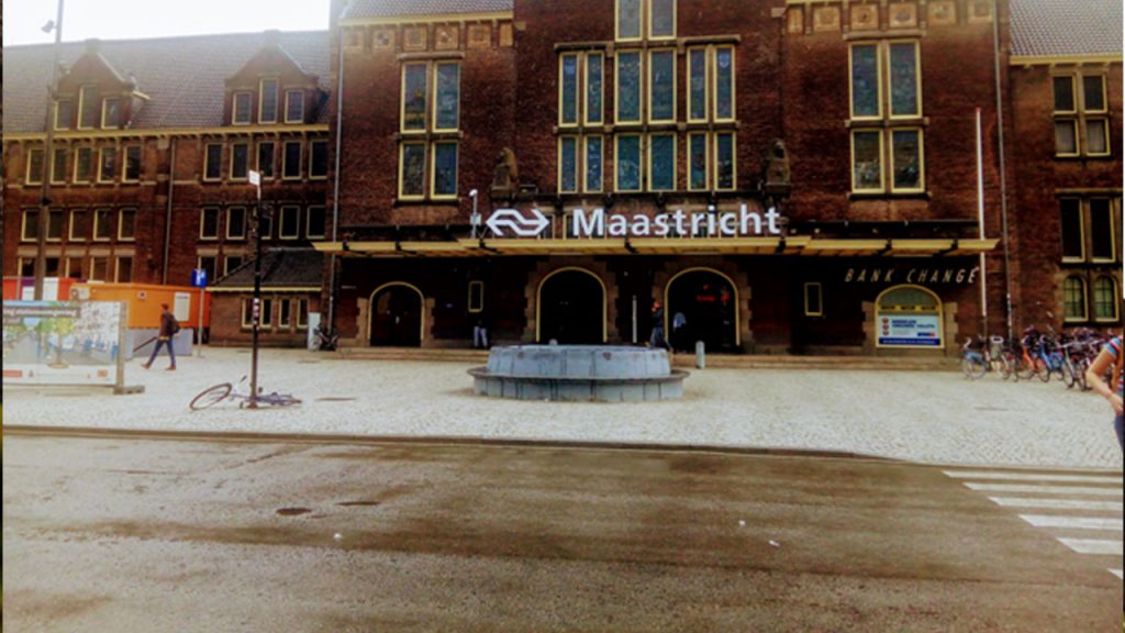 The train stations is one things to see in Maastricht