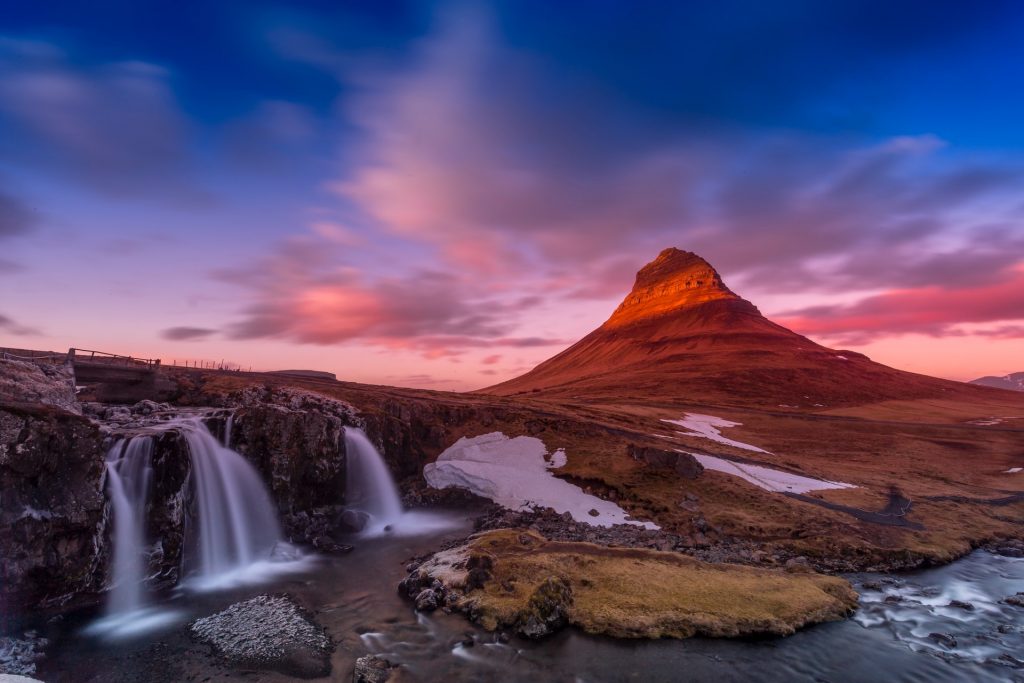 A photo capturing the rugged mountains in iceland.