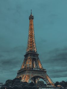 The Eiffel tower is the iconic landmark of Paris which we see during our 5 night Paris tour packages from Sri Lanka